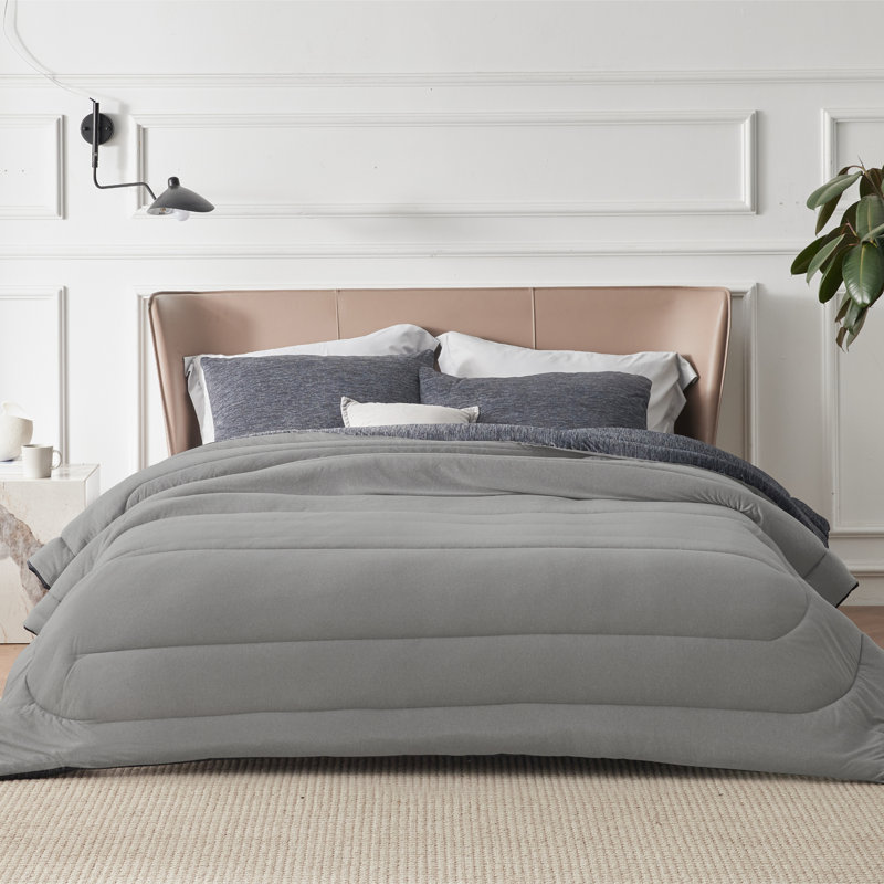 Bedsure Cooling And Warm Bed Set, Full Comforter with 2 Pillowcases, Dark Gray - Reversible