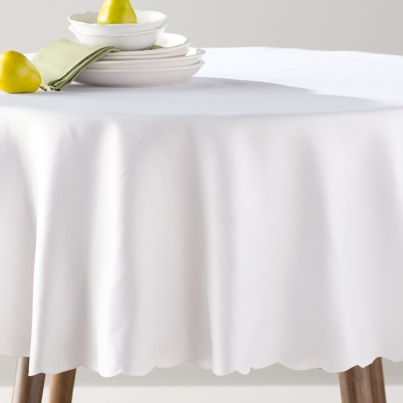 Hannaha Round Tablecloth, Blue, 90" L x 90" W