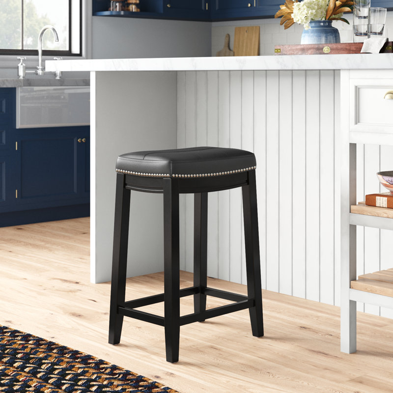 Tabouret de comptoir et de bar en bois massif sans dossier avec siège rembourré Bartonville, noir simili cuir / Noir