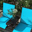 Cour arrière avec banc coulissant et table centrale - Cadre en métal bleu à double glissement, tissu respirant, pour le jardin, le porche, la piscine extérieure bleu. Jardin. Filet de toile, 528 lb Capacité, plaisir