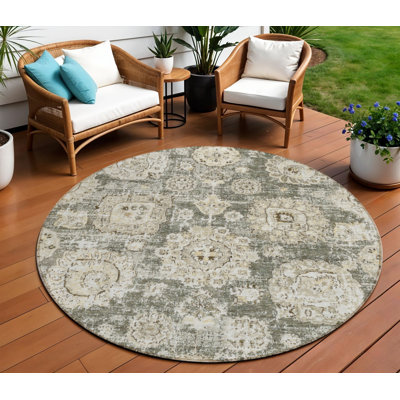 Tapis beige rond 8 po