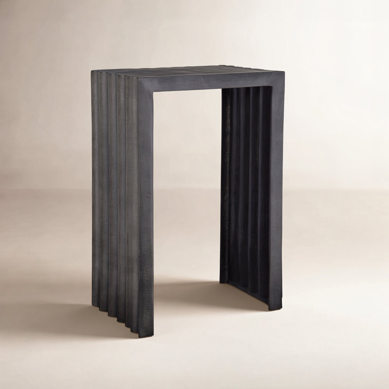 Dormont Tinia Sled End Table