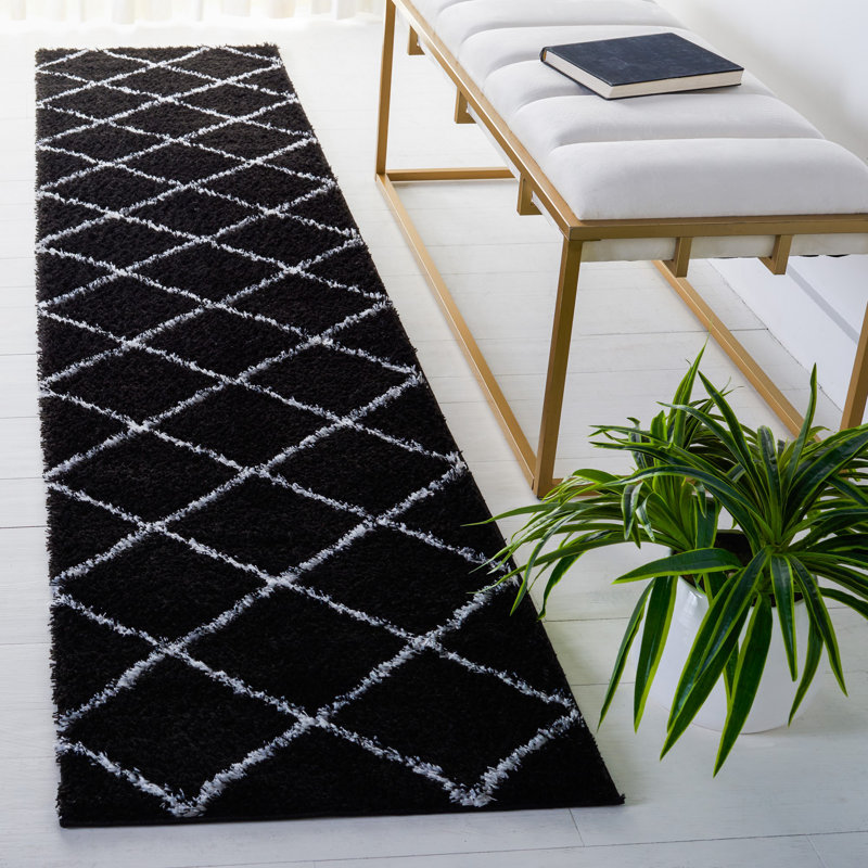 Tapis noir et blanc à motif géométrique, Carré 6 pi 7 po