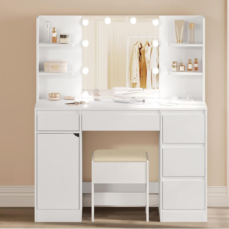 Dressing Table with Mirror