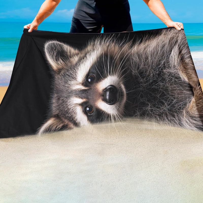Serviette de plage Raccoon surdimensionnée 32 po x 63 po, imprimé animal de la forêt réaliste, serviettes en microfibre fines et légères à séchage rapide sans sable pour le camping de plage