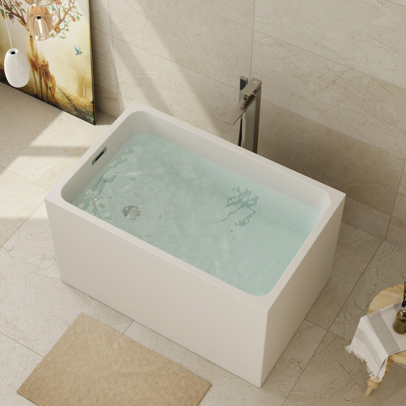 Baignoire de trempage autoportante en acrylique de 43 po Glendale