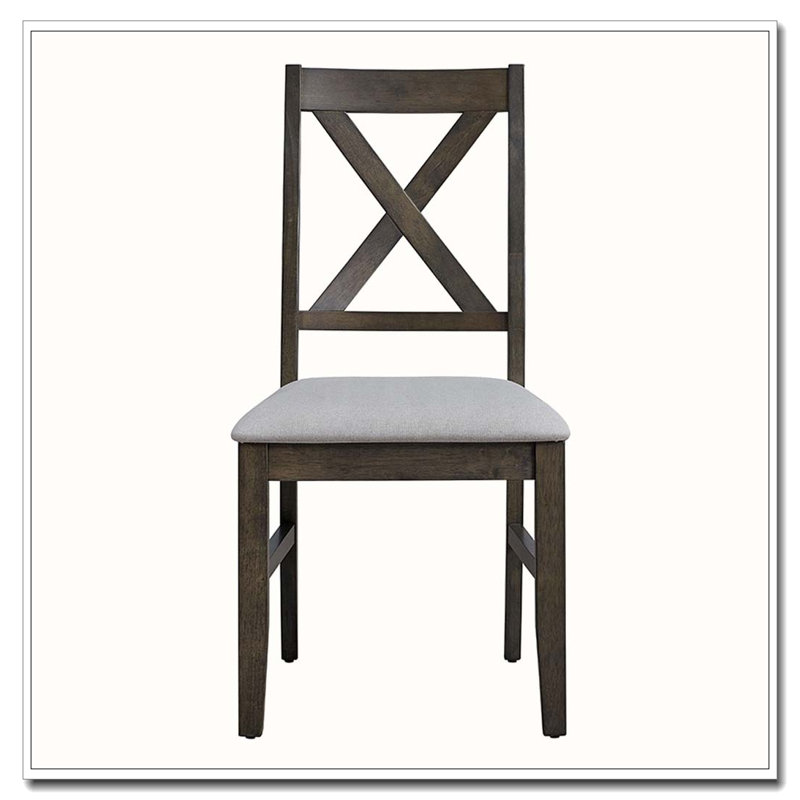 Chaises de salle à manger en bois