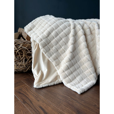 Remedio Throw Blanket
