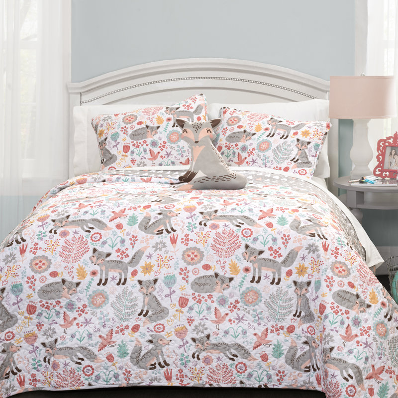 4 - Piece Quilt Set, Twin Quilt + 1 Sham + 1 Throw Pillow, Gray/Pink