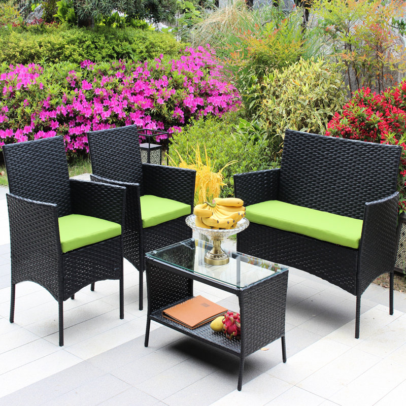 Patio d'extérieur 4 pièces: fauteuils rembourrés, table à thé et mobilier de jardin: coussins d'extérieur