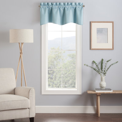 Kendall Scalloped Window Valance
