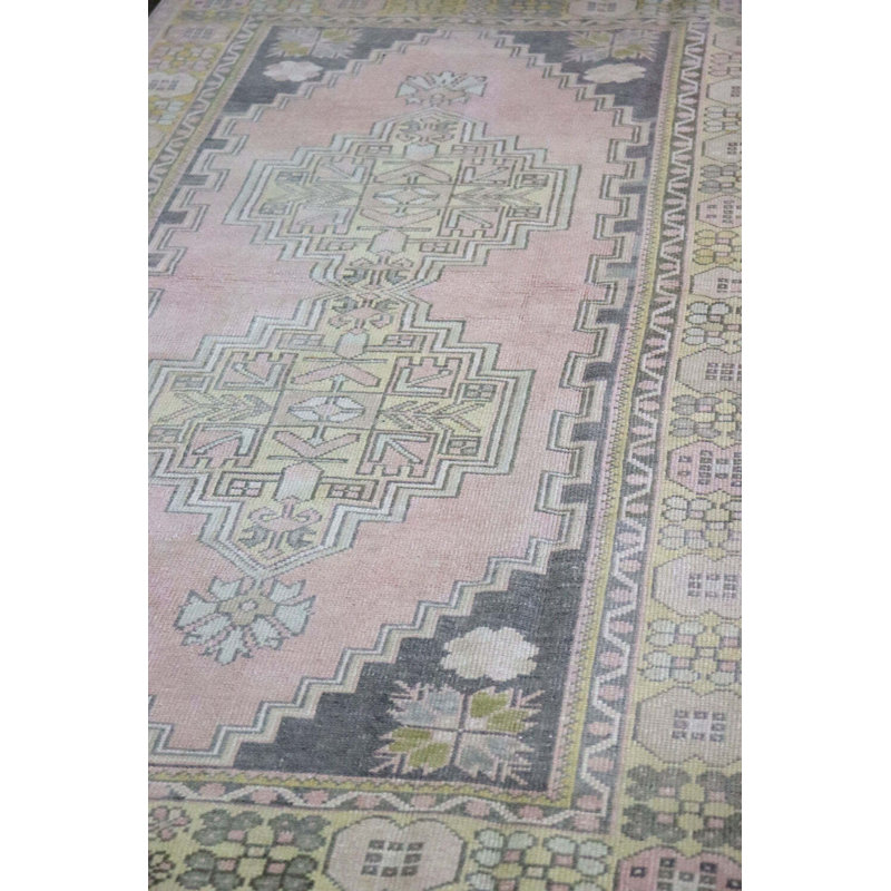 Konya One-of-a-Kind 3'11" X 7'11" Area Rug