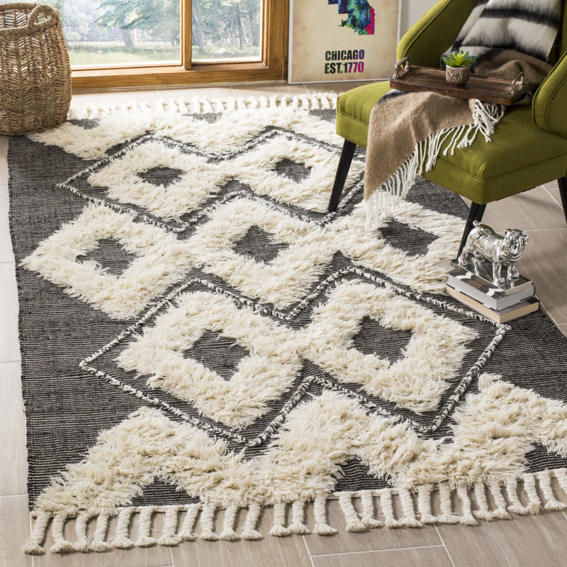 Isaacson Geometric Wool Hand Woven Area Rug, Rectangle 183 x 274 cm