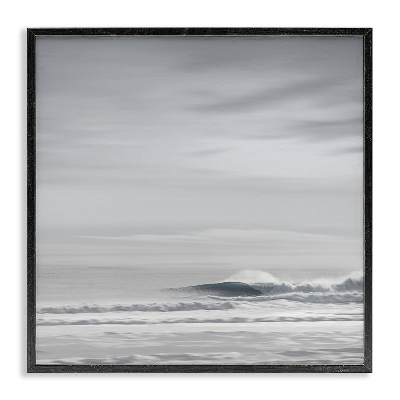 «Misty Gray Beach Ripples», estampe numérique, conception de Maggie Olsen, Giclée encadrée noir minuit, H 24 po x l 24 po