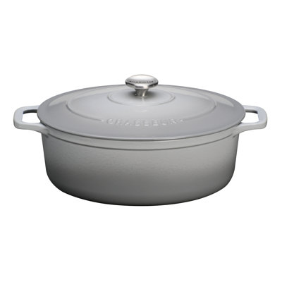 Casserole ovale en fonte émaillée Chasseur French, 7,25 pintes, gris céleste.
