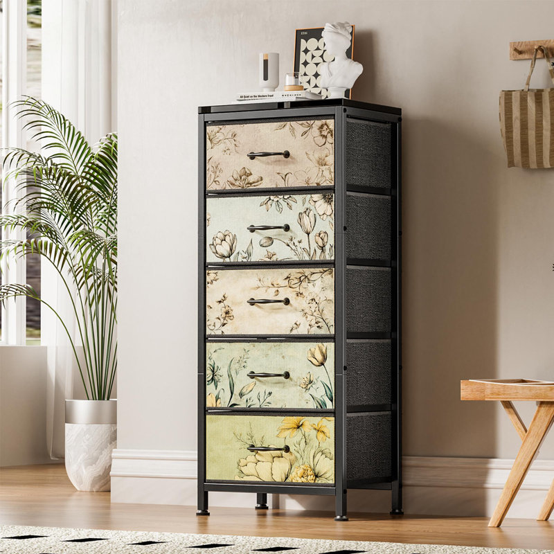 Chambre de rangement avec commode 15 tiroirs l 15,8 po