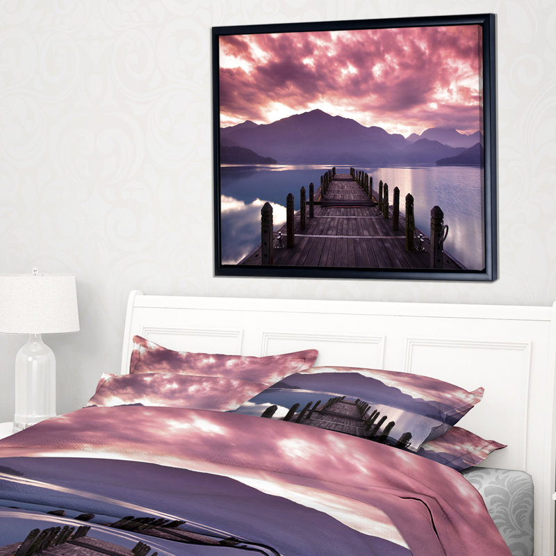«Beautiful Spring Sea at Morning», photographie, H 30 po x l 40 po x P 1,5 po, Toile avec cadre flottant