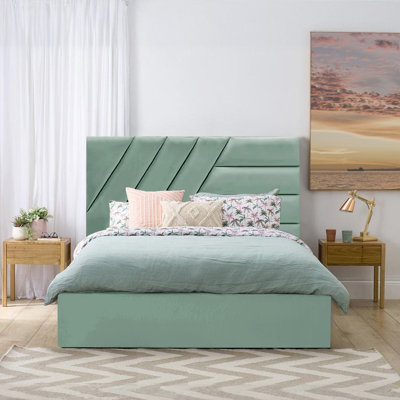 Eleonora Upholstered Bed