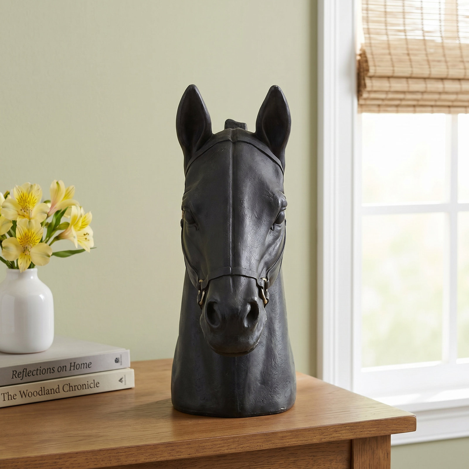Lula Polystone Antique Style Head Horse Decorative Sculpture with Hitching Post and Gold Accents, Small