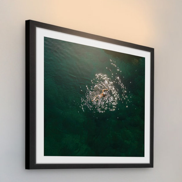 Single Picture Frame Print, 41 cm H x 41 cm W x 3.81 cm D