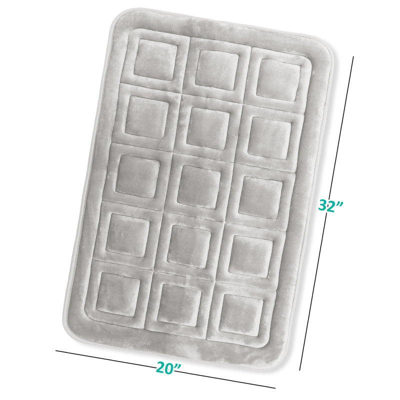 Ultra Soft Absorbent Memory Foam Waffled Bath Rug, 20" W x 32" L, Silver