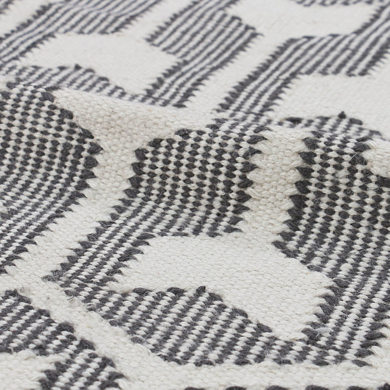 Jute / Sisal Geometric Area Rug in Ivory/Gray, Runner 2'6" x 12'