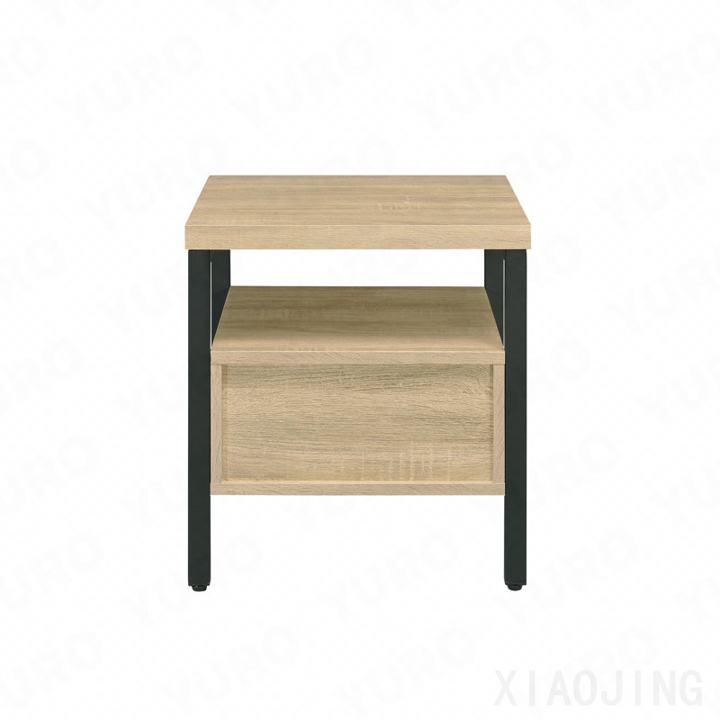 Table d'appoint, chêne Yawan et finition noire