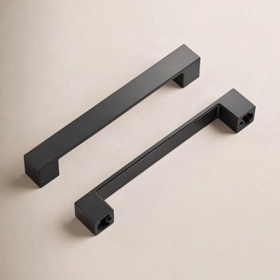 Dash Contemporary Handle Cabinet Pull