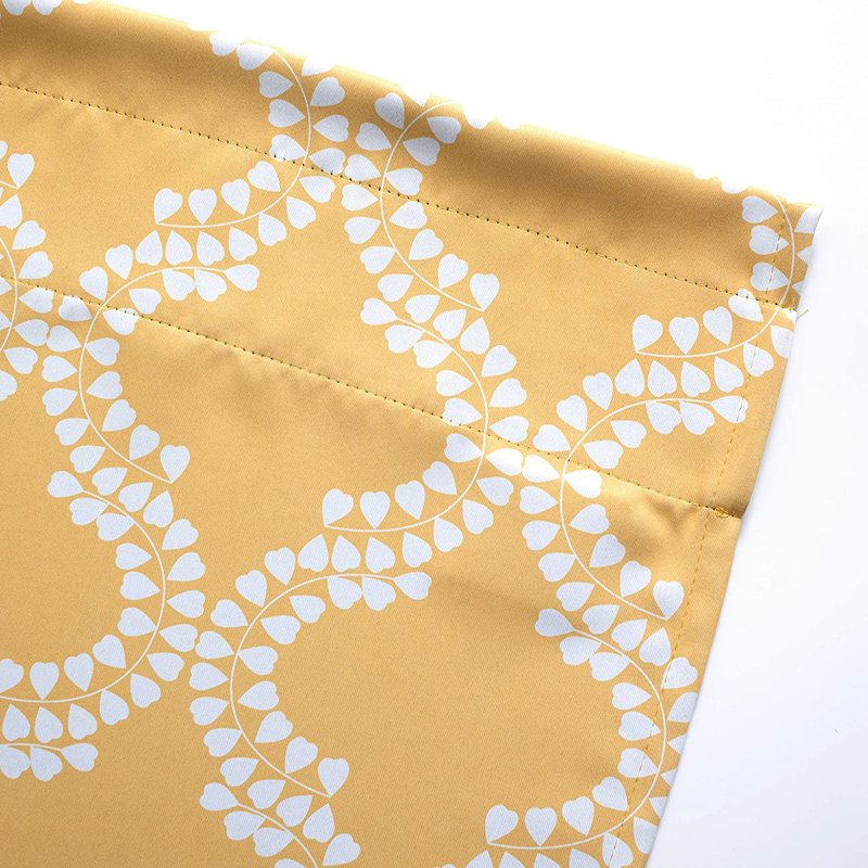 Cantonnière géométrique sur mesure en jaune, l 52 po x L 18 po