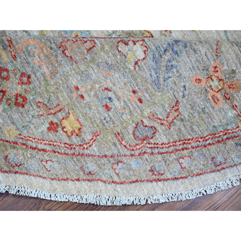 Tapis ivoire unique en laine 8 pi x 8 pi Zorana