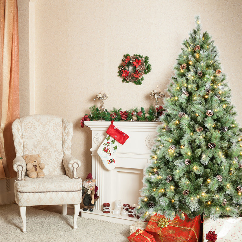 Arbre de Noël avec 122 pommes de pin, 9'