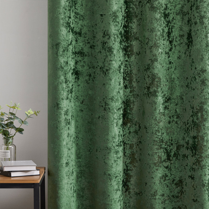 Ensemble de 2 rideaux en velours écrasé avec œillets en métal Deavion, Vert olive, L 52 po x L 72 po