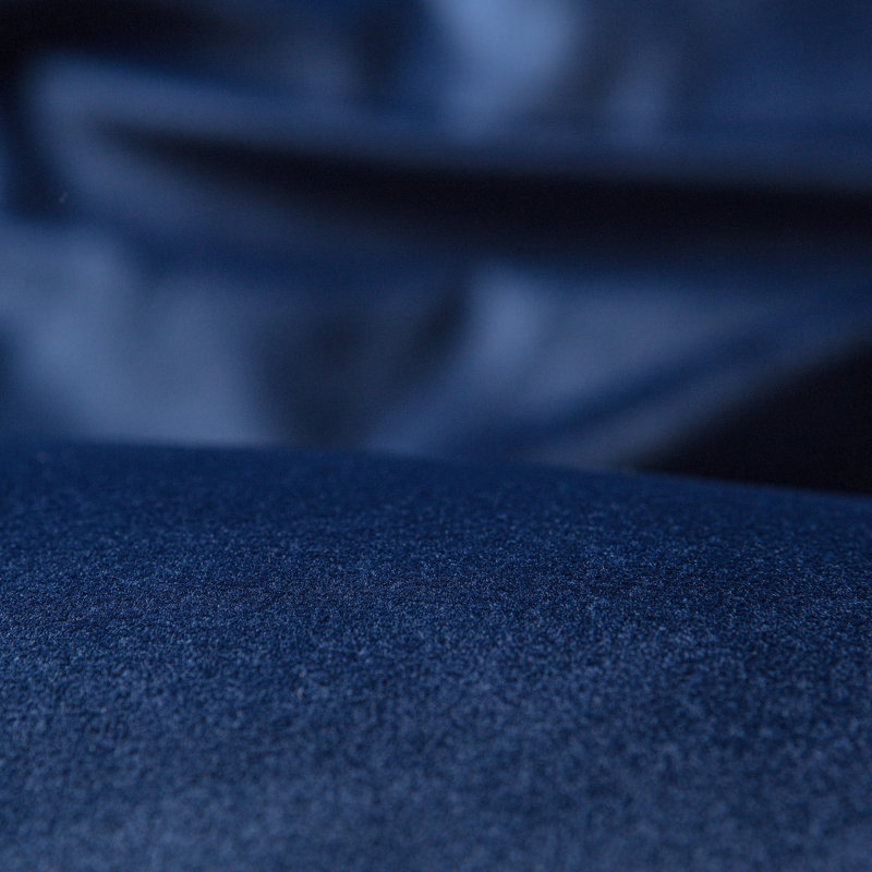 Rideaux obscurcissants en velours Mondragon, L 52 po x L 108 po, Indigo