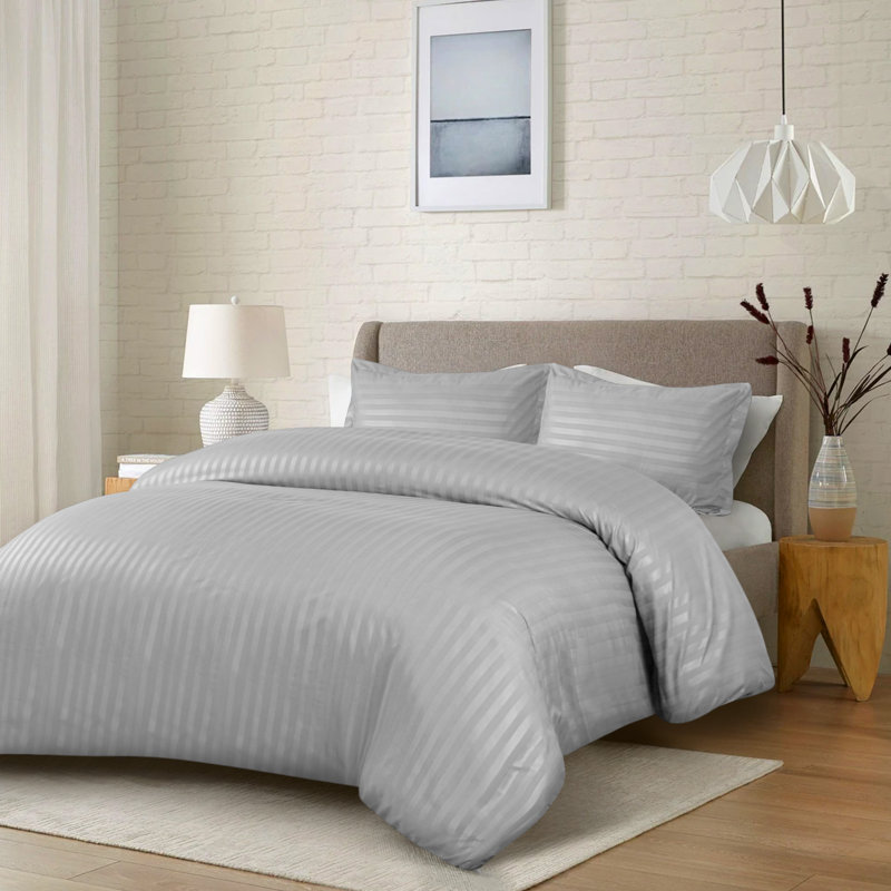 Noso Premium Hotel Quality Satin Stripe Duvet Cover Set with Pillowcases, Silver, King