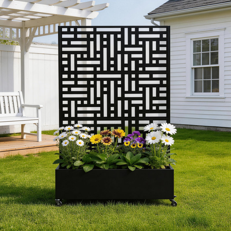 Boîte à fleurs en métal avec treillis et roues Ainsley, H 70,8 po x l 47,2 po x P 15,7 po, Noir