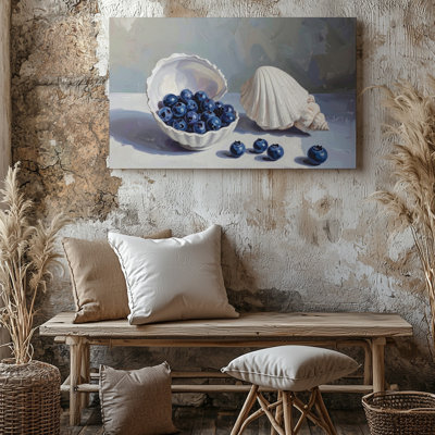 «Blueberries and Seashells Canvascoastal Still Life With Minimal Elegance», art mural sur toile