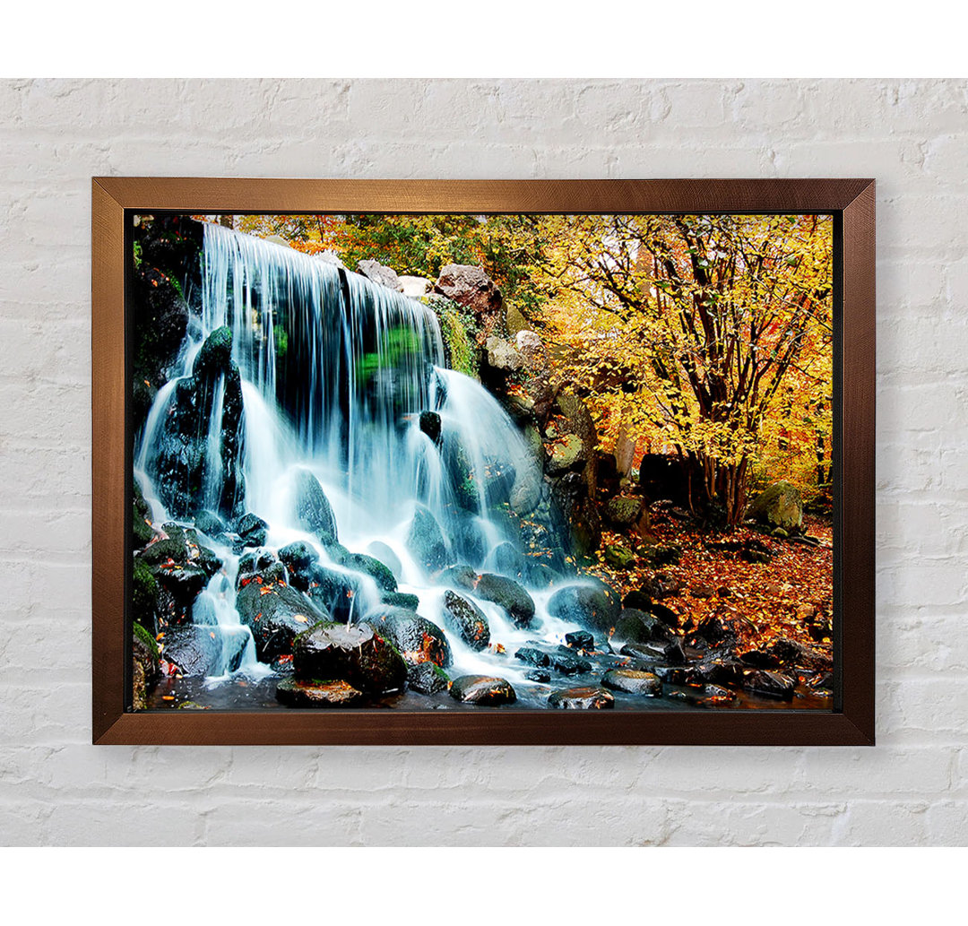 Der Wasserfall Herbstwald Gerahmter Druck