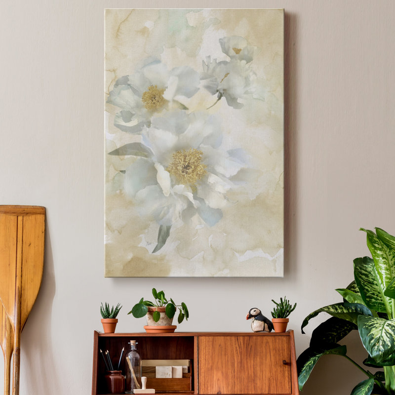 « Pivoines douces I », reproduction d’art sur toile tendue, H 27 po x l 18 po x P 1 po