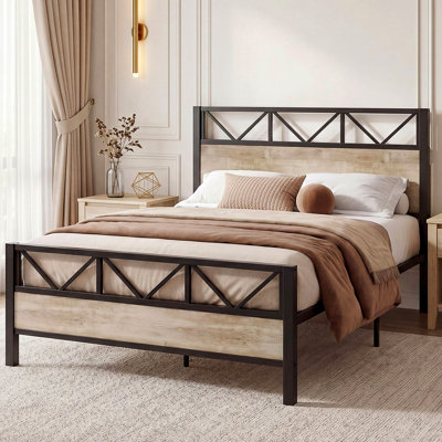 Wykeisha Platform Bed