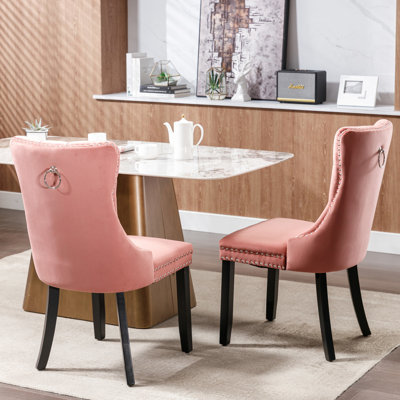 2 chaises de salle à manger en velours rose, 2 pieds en bois massif et un coussin en mousse confortable rembourré avec un haut dossier et une base, 2