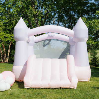 Bounceland Bouncy Castle DayDreamer Mist Bounce House