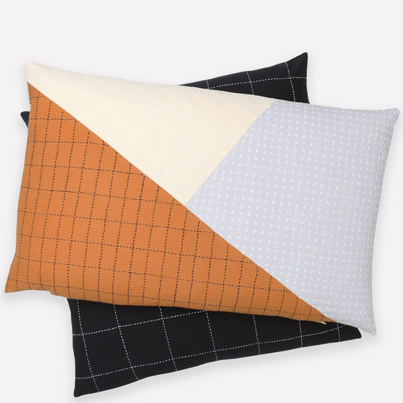Naari Lumbar Pillow Cover & Insert