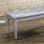 Banc rembourré en mousse moderne avec revêtement et section en similicuir argenté