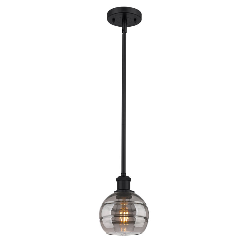 Mini-luminaire suspendu 8 lumières Edison Natick, Noir mat, Gris fumée clair, H 7,88 po x l 5,88 po x P 5,88 po