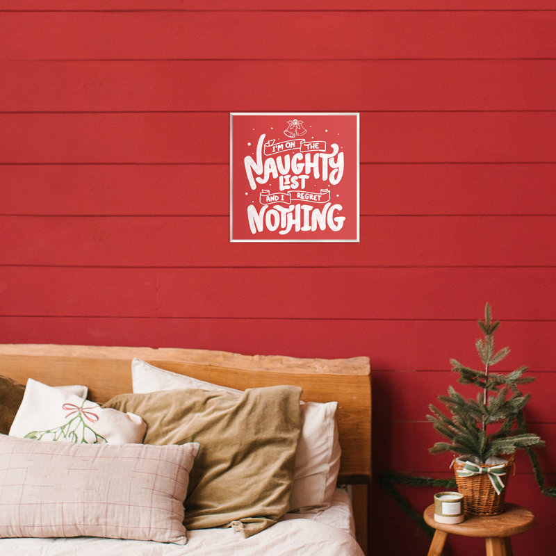 Plaque murale Naughty List Regret Rien, design par Tobe Fonseca