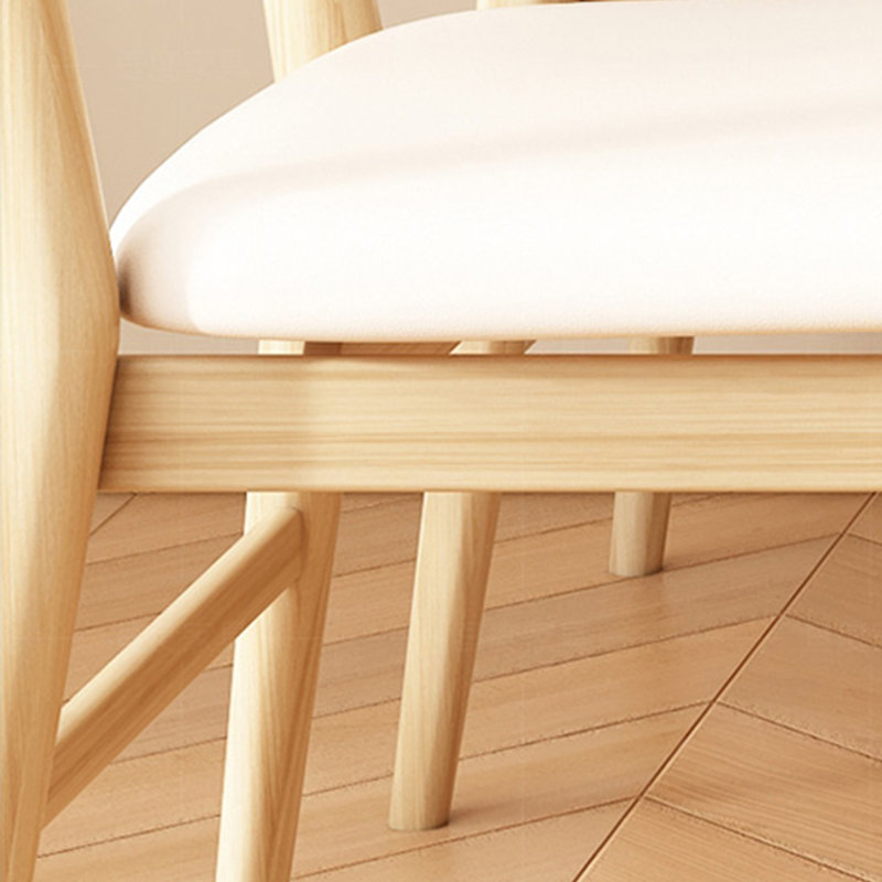 Chaise en bois massif à vent crème