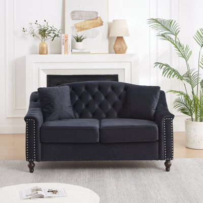 Canapé Chesterfield 58,5 po en velours pour salon et appartement, capitonnage à boutons sur le dossier et les accoudoirs, garniture cloutée, canapé rembourré moderne avec pieds en bois massif de qualité supérieure, canapé pour la chambre à coucher