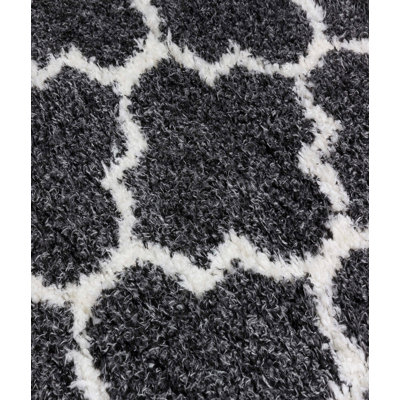 Silko Geometric Indoor Rug