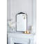 Miroir mural classique avec cadre d'inspiration baroque-731508202-731508200