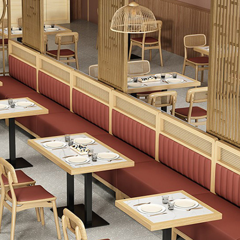 Banc rembourré simple et élégant